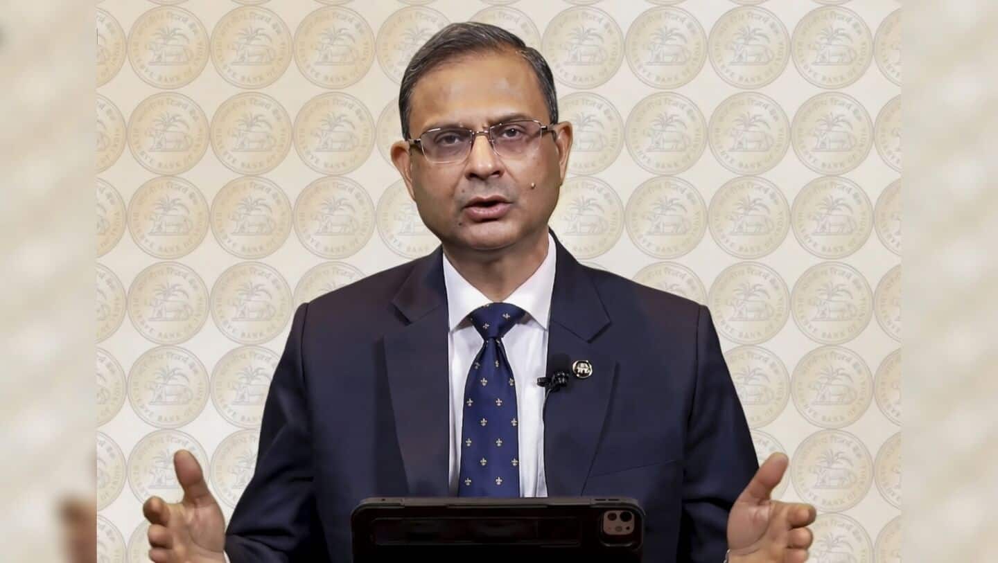 RBI holds repo rate at 5.25% and flags monsoon risks