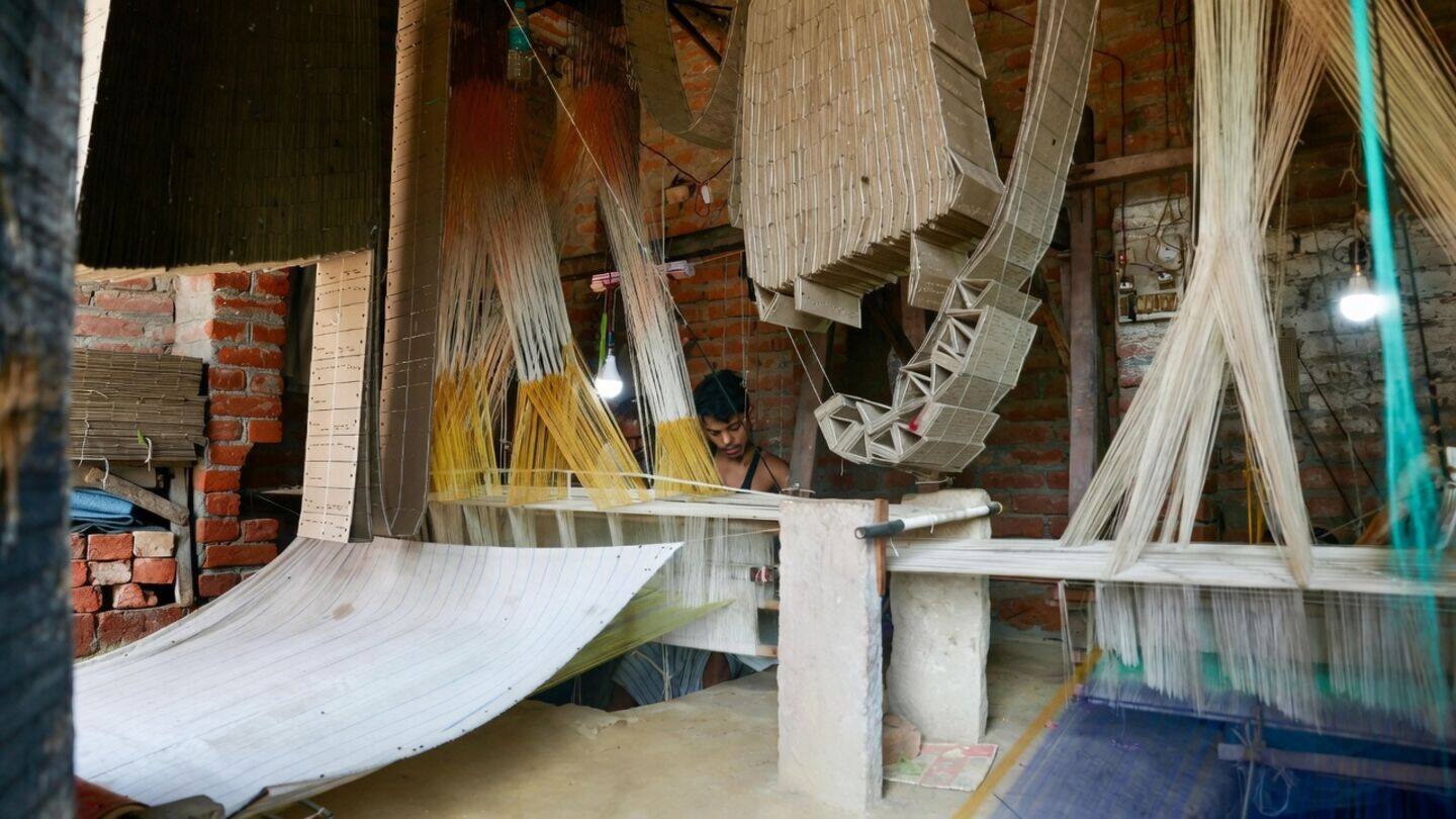 National Handloom Day celebrates 35.22L weaving workers, mostly women
