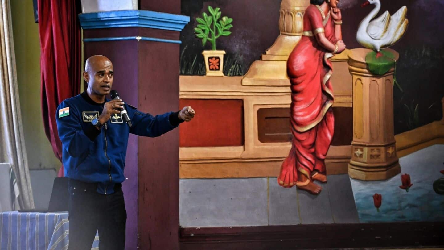 Prasanth Balakrishnan Nair urges AI sovereignty at Cyber Suraksha Summit