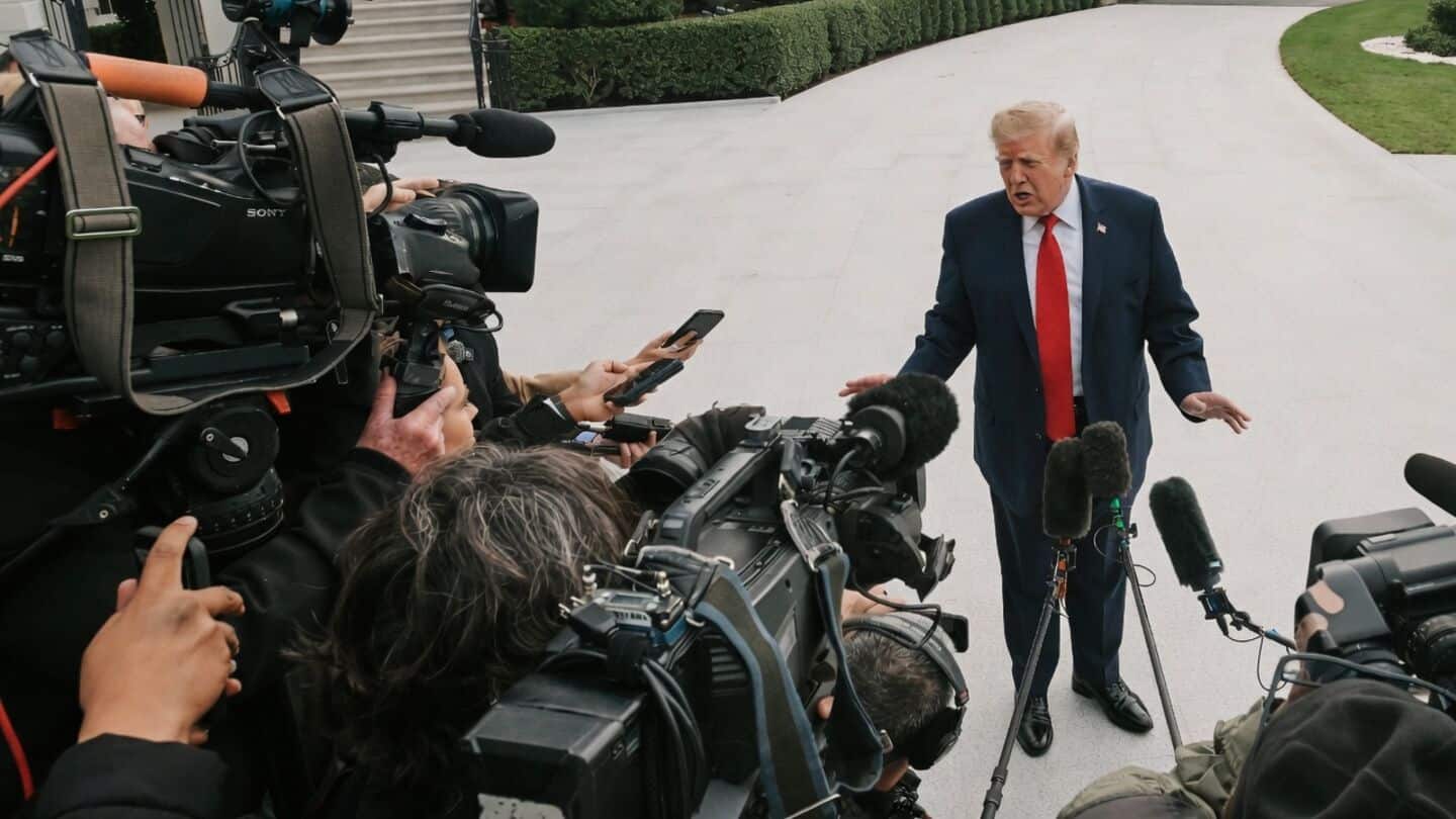 Donald Trump tells Akayla Gardner 'Quiet' at White House