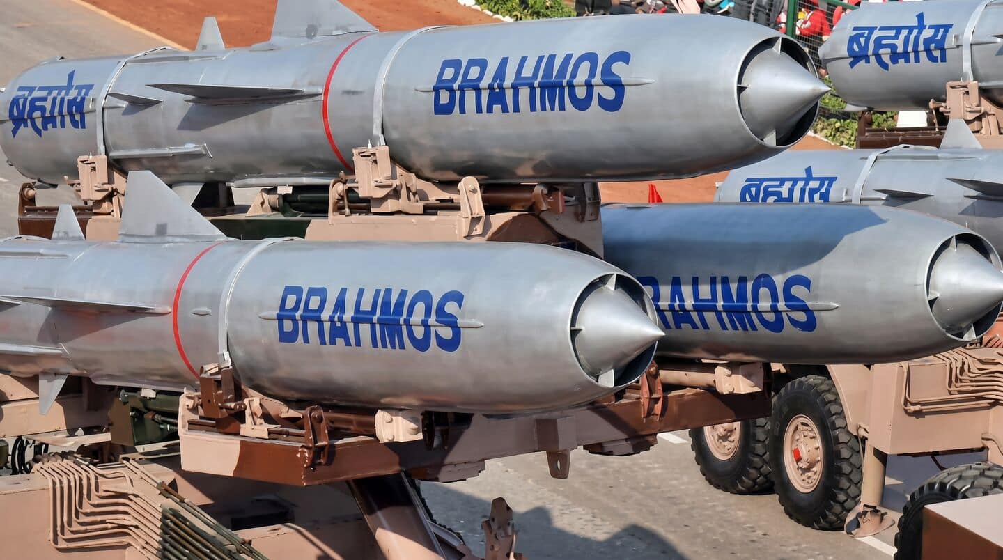 India signs ₹6,000 cr BrahMos missile deal with Vietnam