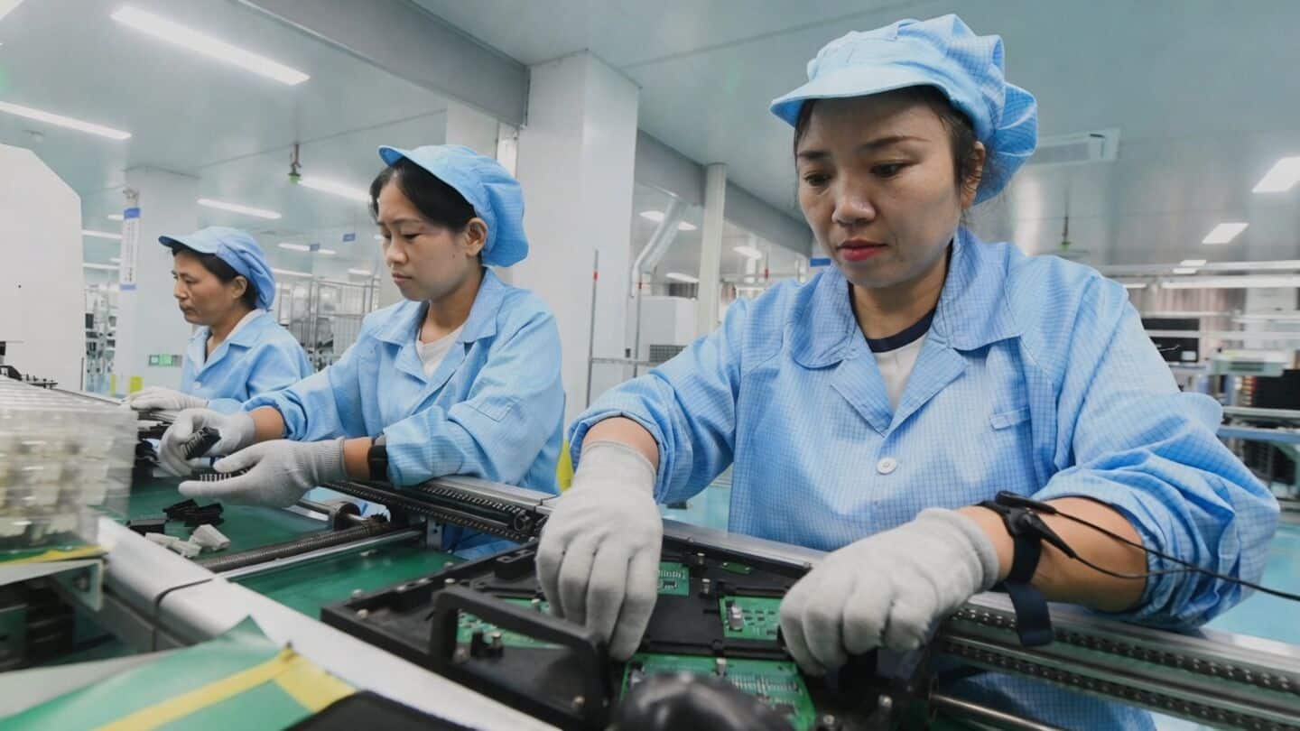 China's GDP grows 4.5% in Q3 2026 on AI exports