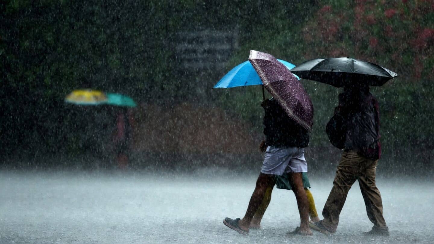 Monsoon arrives in southern and eastern India, Maharashtra heat persists