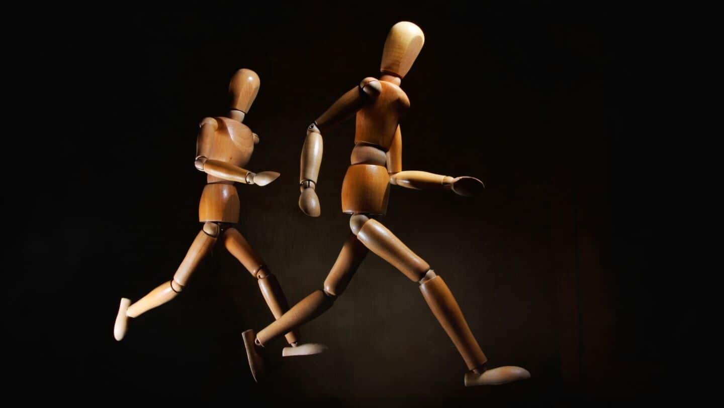 Everyday small movements help clear brain waste, Nature study finds