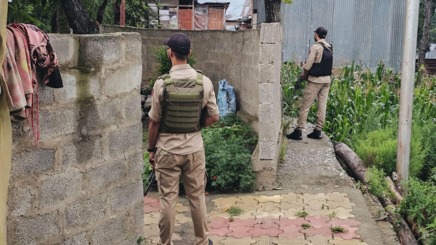 Jammu and Kashmir police pre-dawn raids target online recruitment