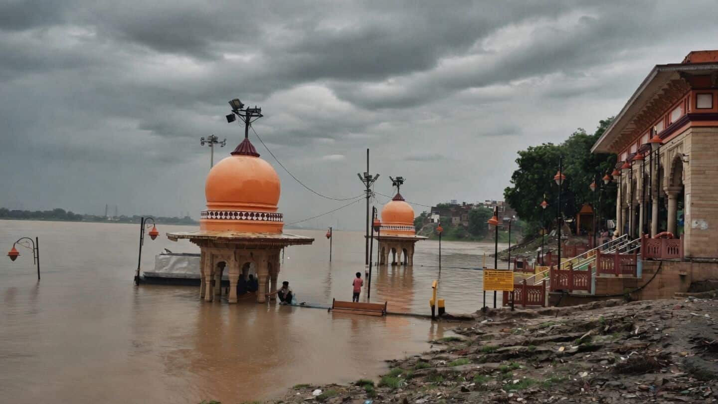 Prayagraj rainfall raises Ganga and Yamuna levels, barrage releases expected