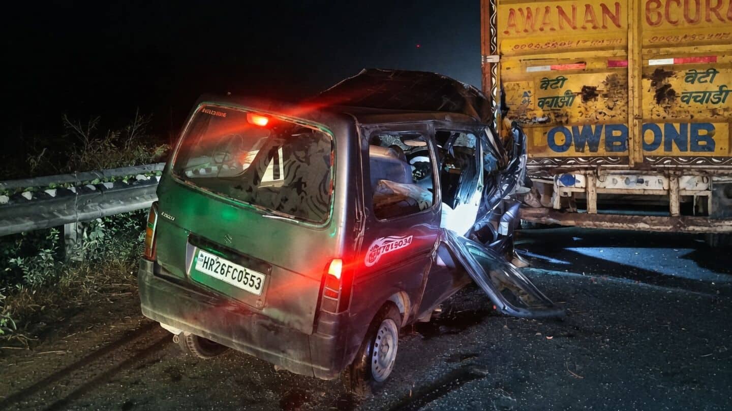 Van crashes into truck, Kafeel Ahmad killed on Delhi-Meerut Expressway