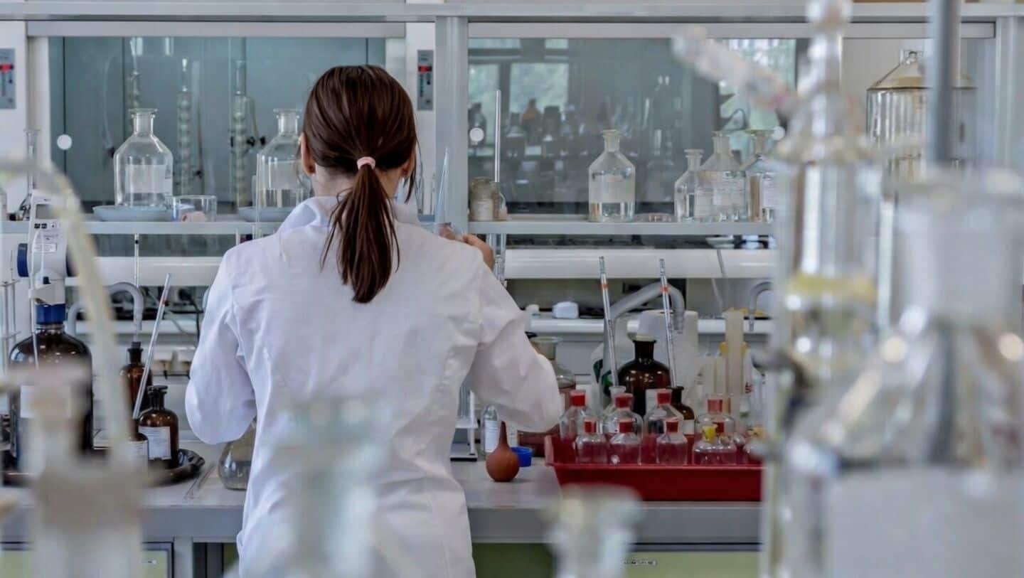 Anthropic buys Coefficient Bio for $400 million, enters AI drug discovery