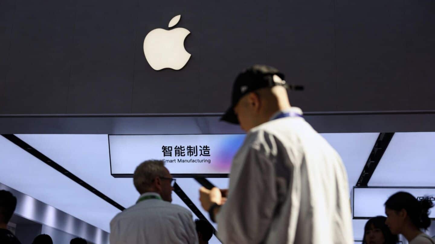 Apple eyes semiconductor startups to accelerate AI chip development