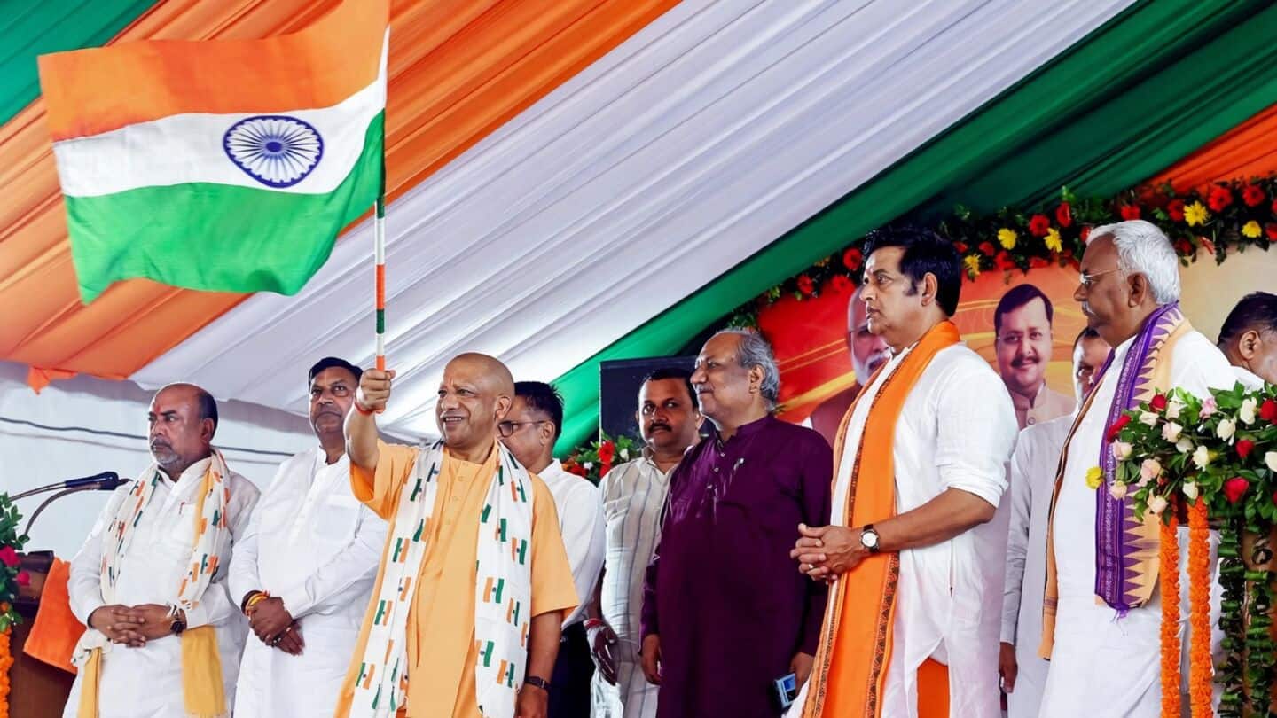 Yogi Adityanath leads Gorakhpur Tiranga Yatra honoring freedom fighters