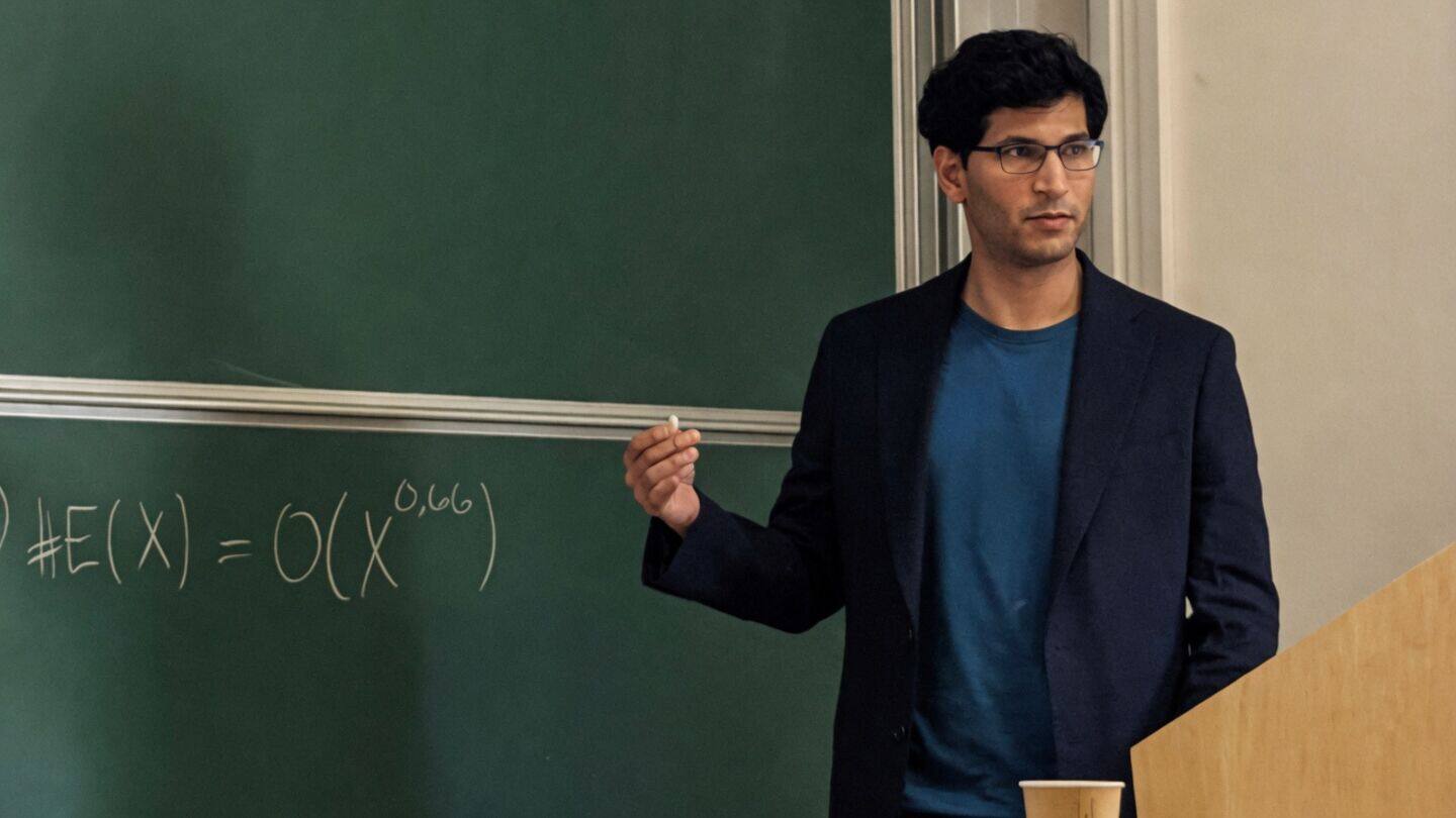 GPT-5.4 Pro solved Erdős problem 1196, Lichtman calls method new