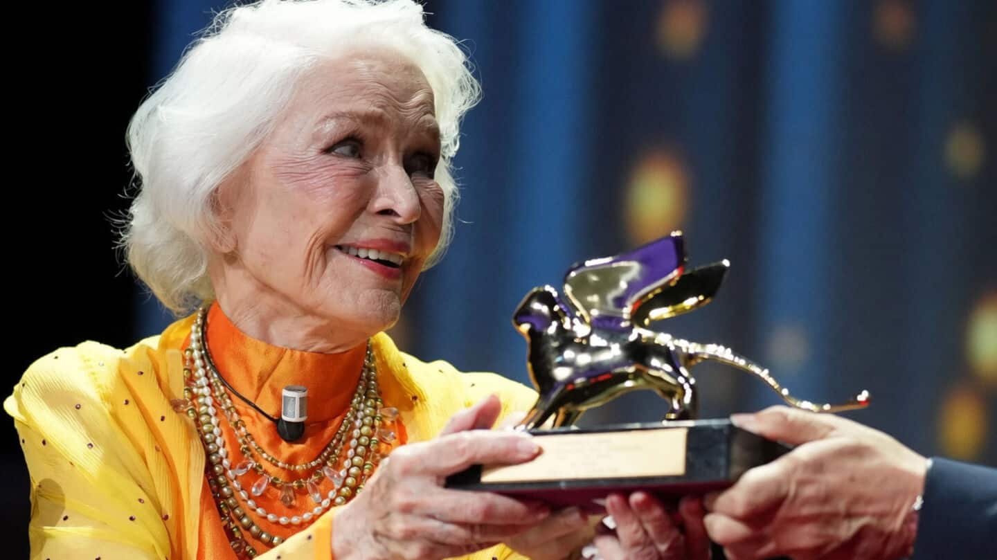 Burstyn, 93, wins Golden Lion for lifetime achievement in Venice