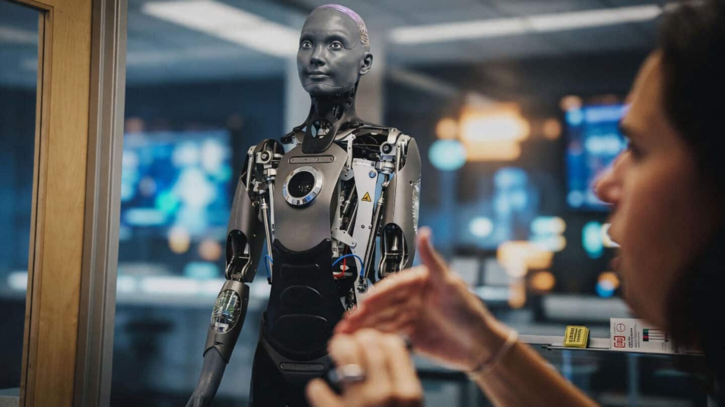 San Diego's Altus Schools introduces 2 humanoid ChatGPT robot tutors