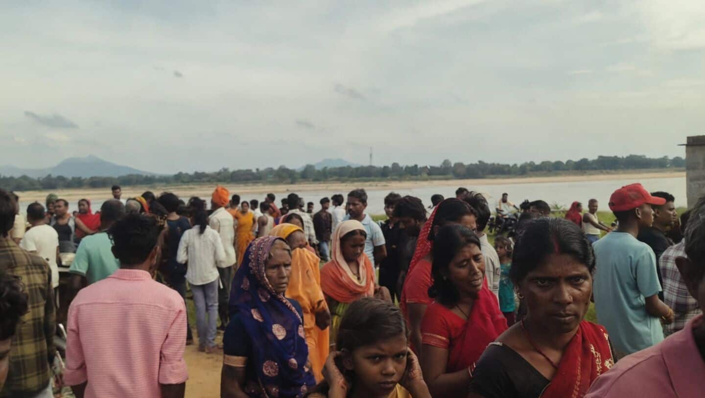 Six children drown in Palamu during Karam Puja immersion rituals