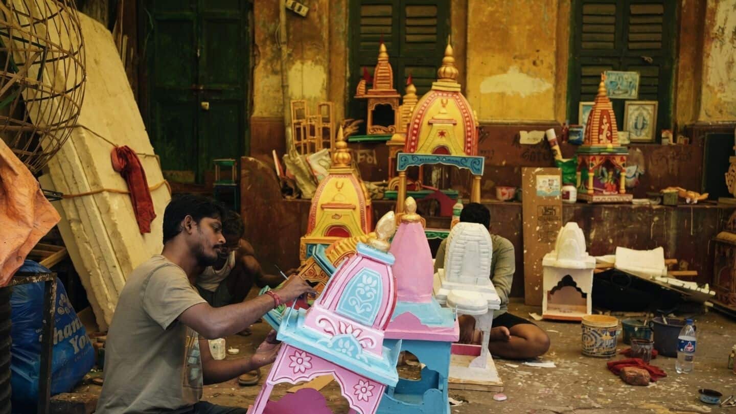 North Kolkata artisans race to finish raths for Rath Yatra