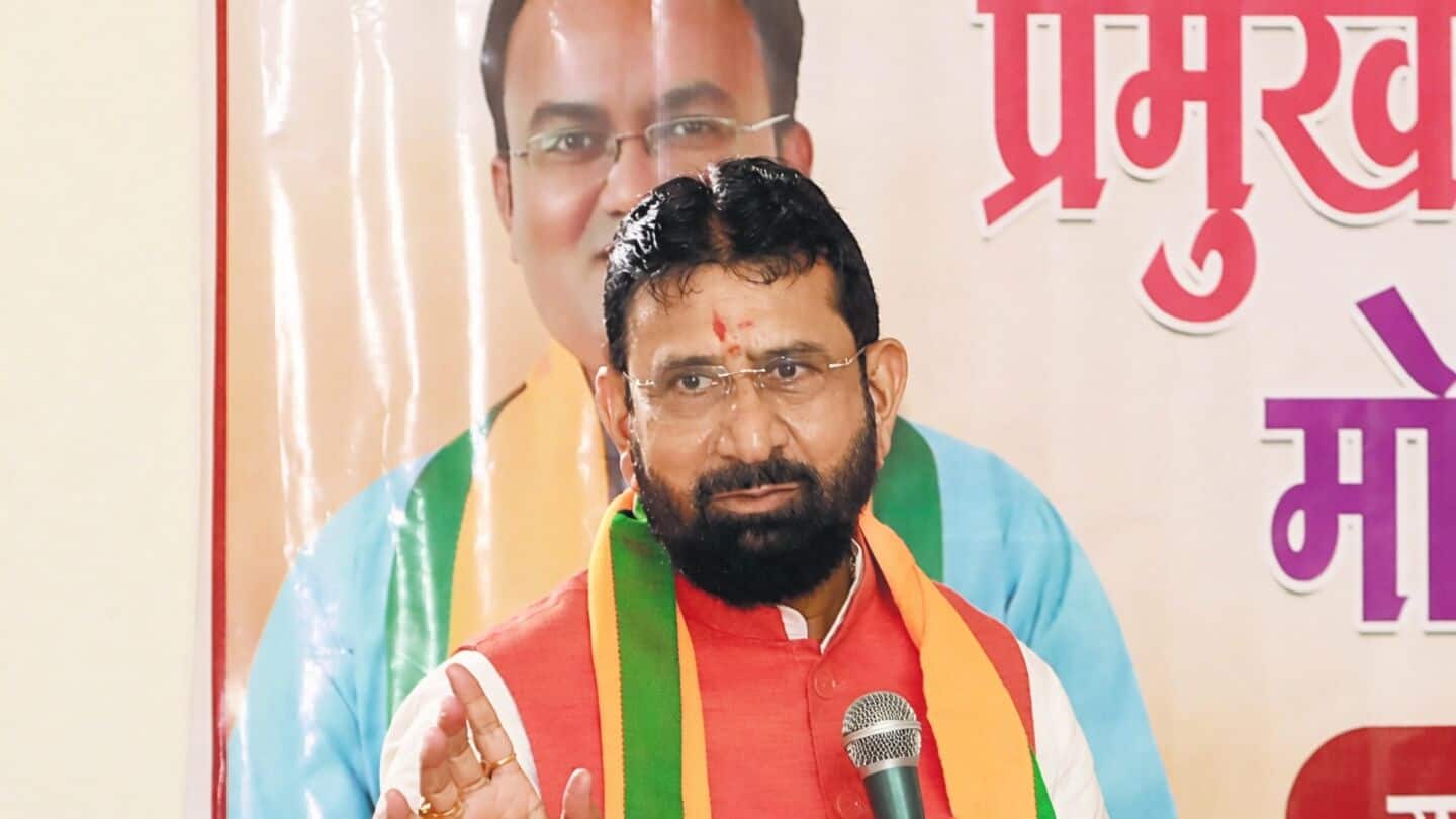 Leaked audio over derogatory remarks triggers FIR against Vijay Chaudhari