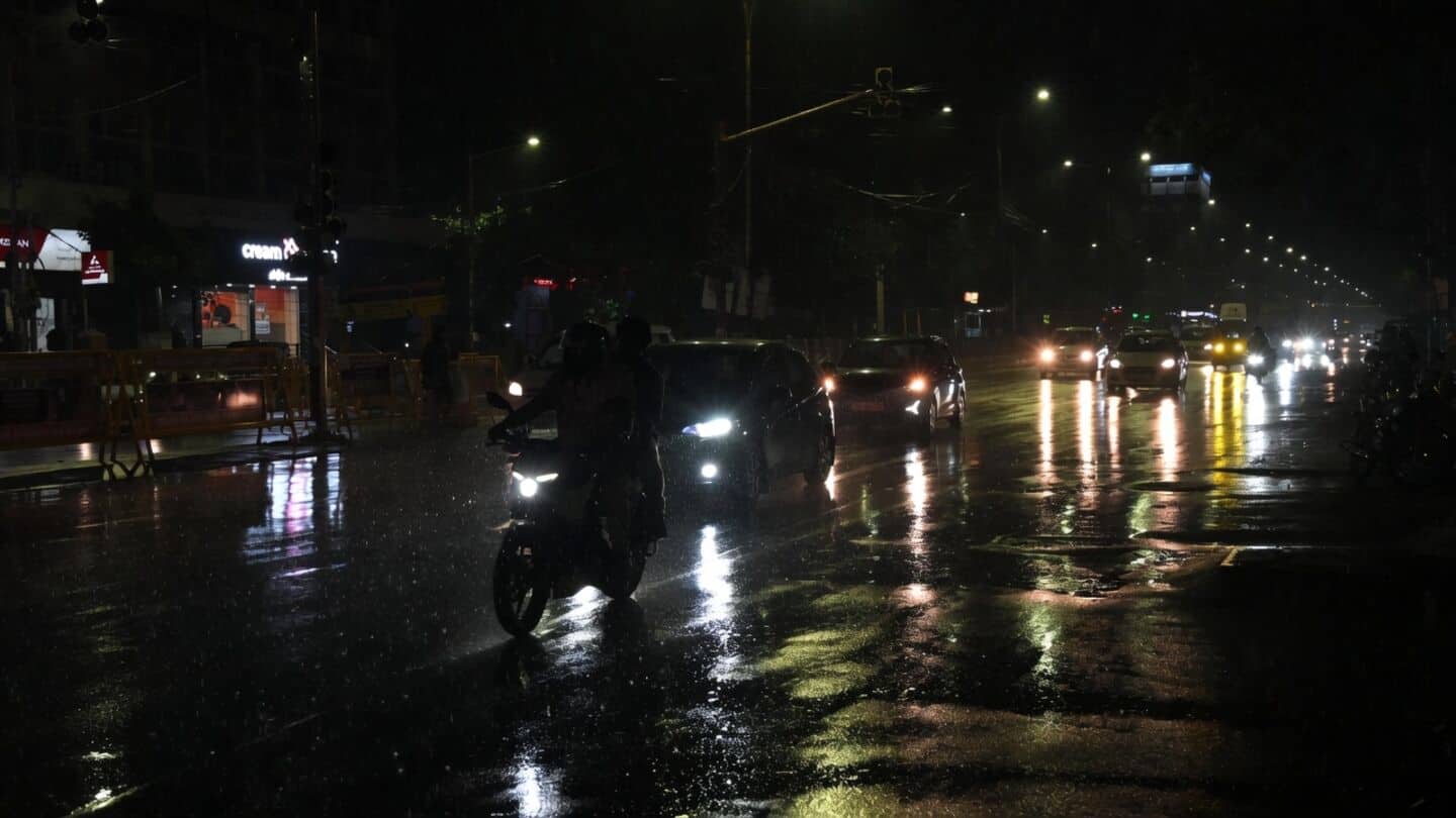 Northeast monsoon puts 17 Tamil Nadu districts on yellow alert