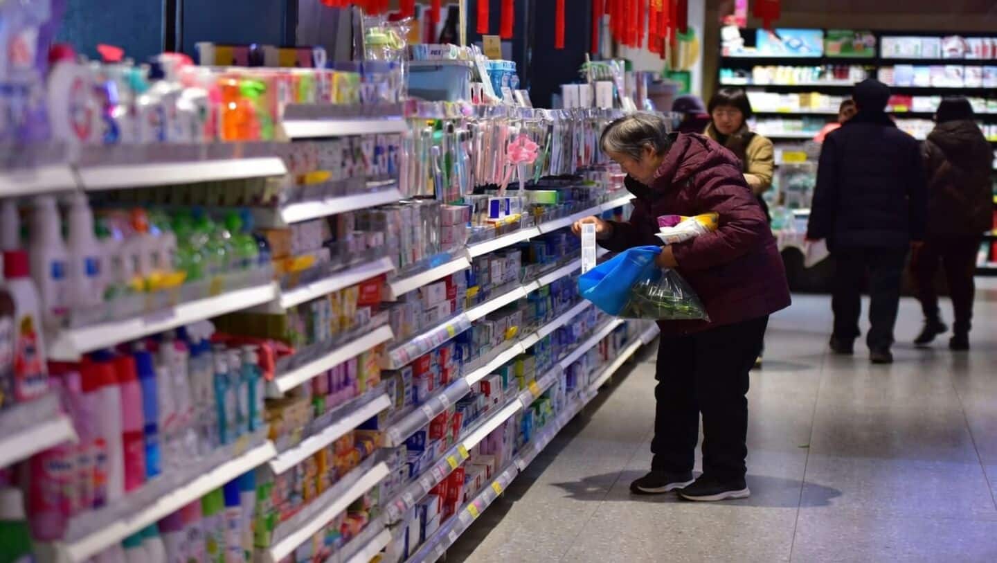 China's producer prices surge 2.8% in April amid oil disruptions