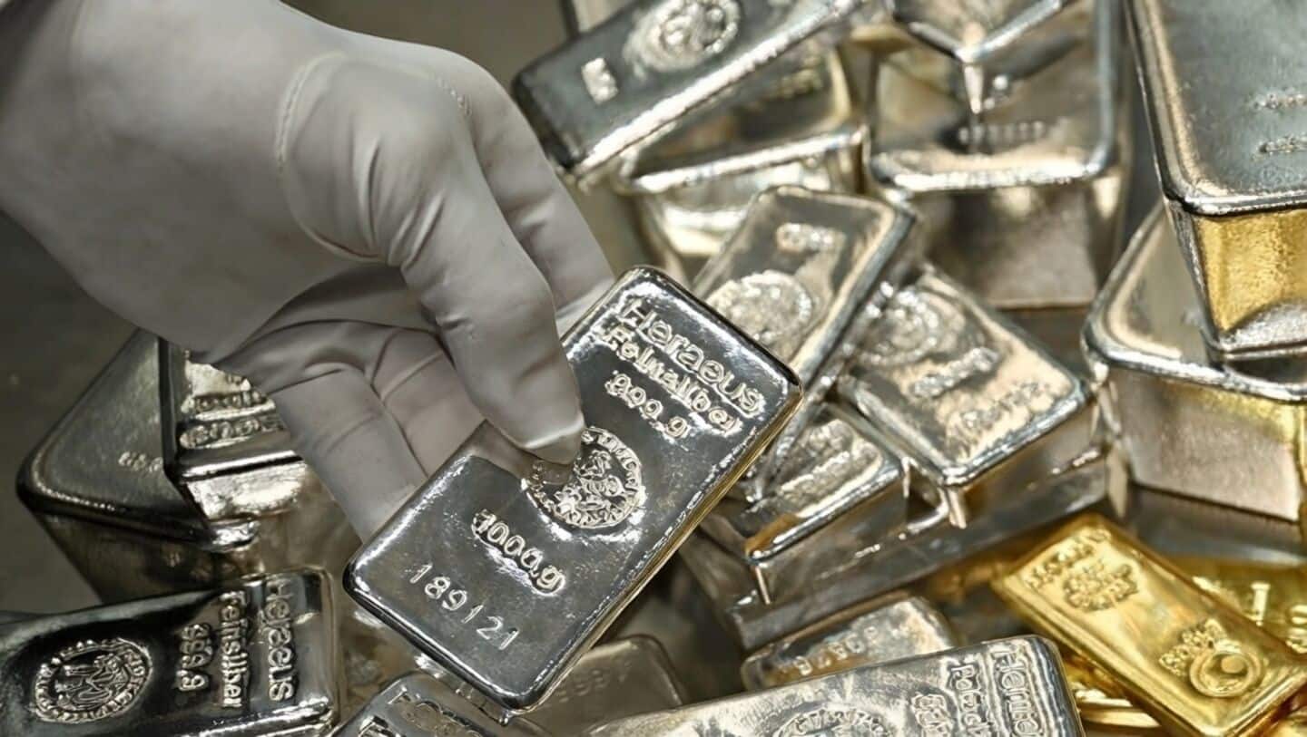 Silver shines again after 10-day slump: Know today's rates