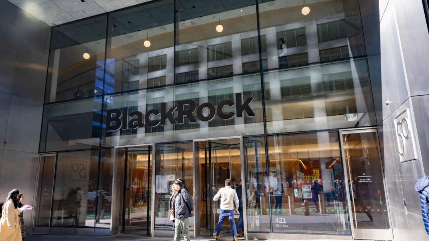 BlackRock crypto assets tumble 39% to $48.8B despite $15.1B inflows