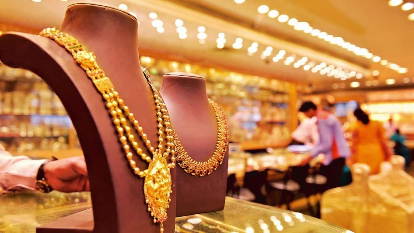 Gold prices jump by ₹15,000 in just 3 days