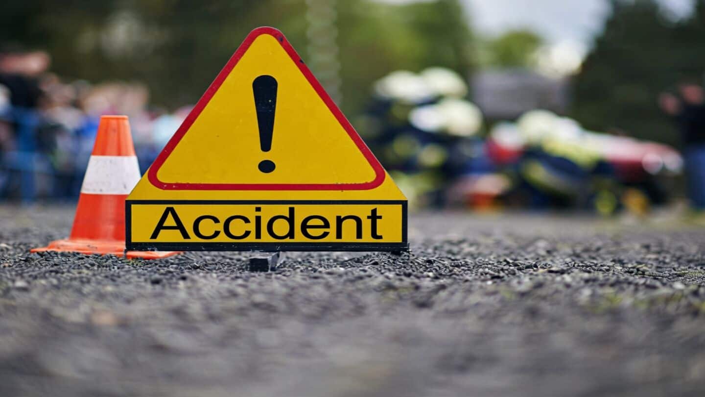 Pickup van carrying pilgrims crashes into Solapur well killing 8