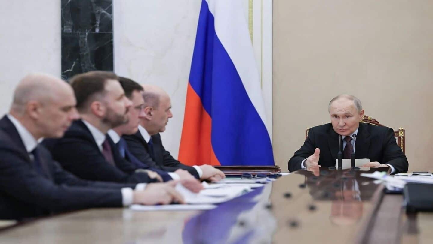 Russia cuts 2026 growth forecast to 0.4% amid sanctions