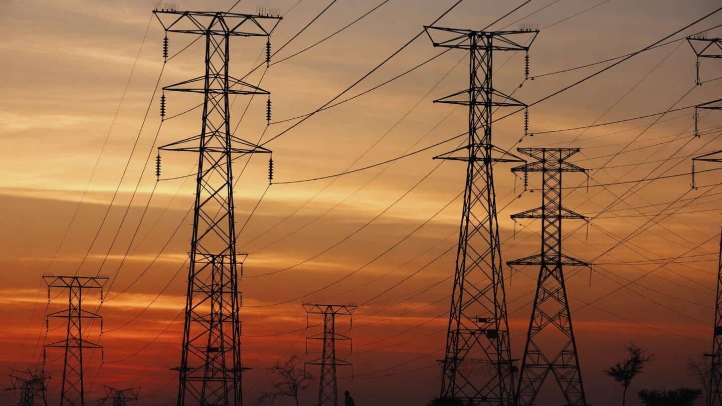 Small Raipur-area steelmakers sell waste-heat power for higher returns