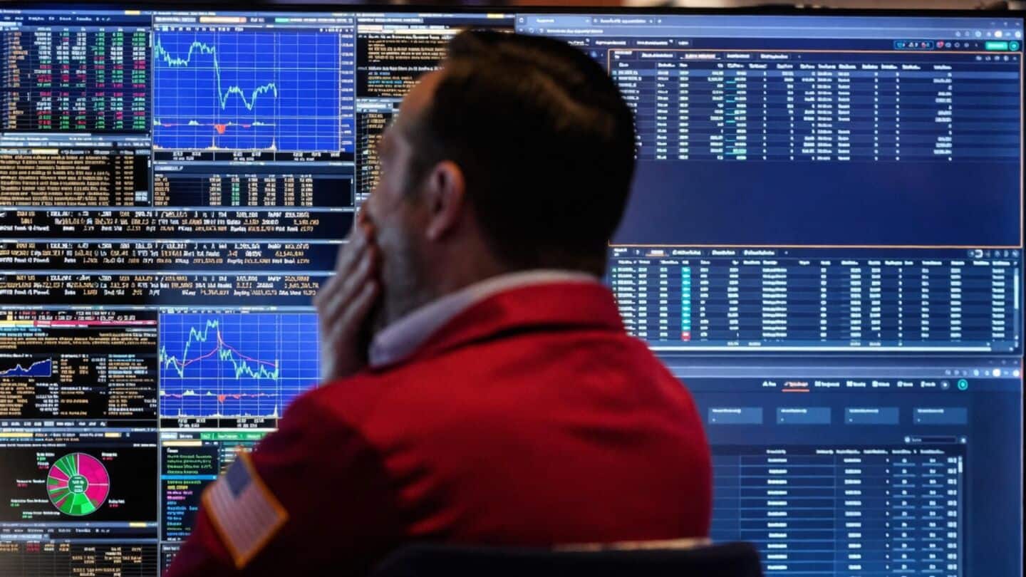 Nifty IT index slides 3.06% amid Fed rate fears