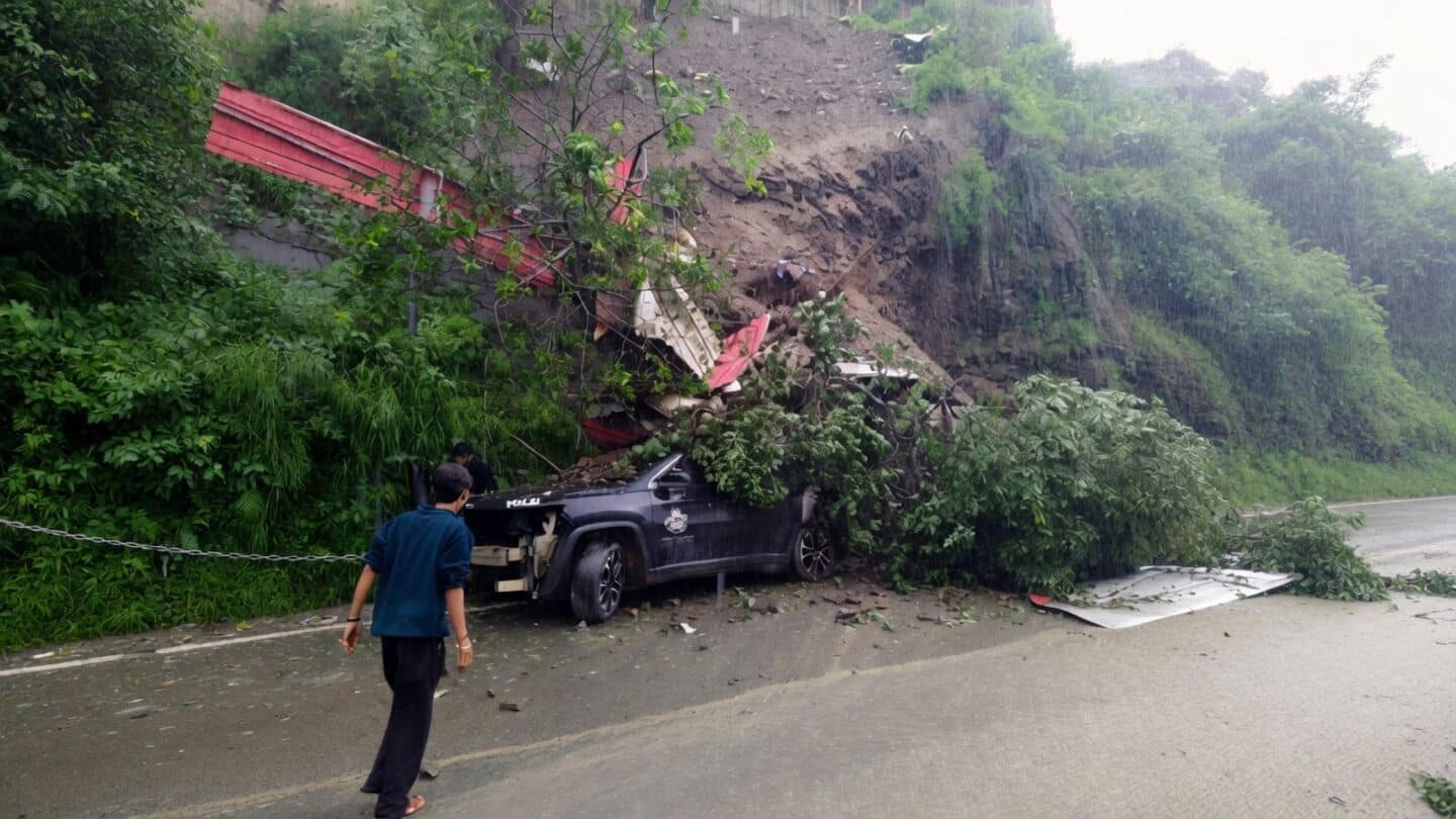 Himachal rains block over 166 roads, 3 die in Sirmaur