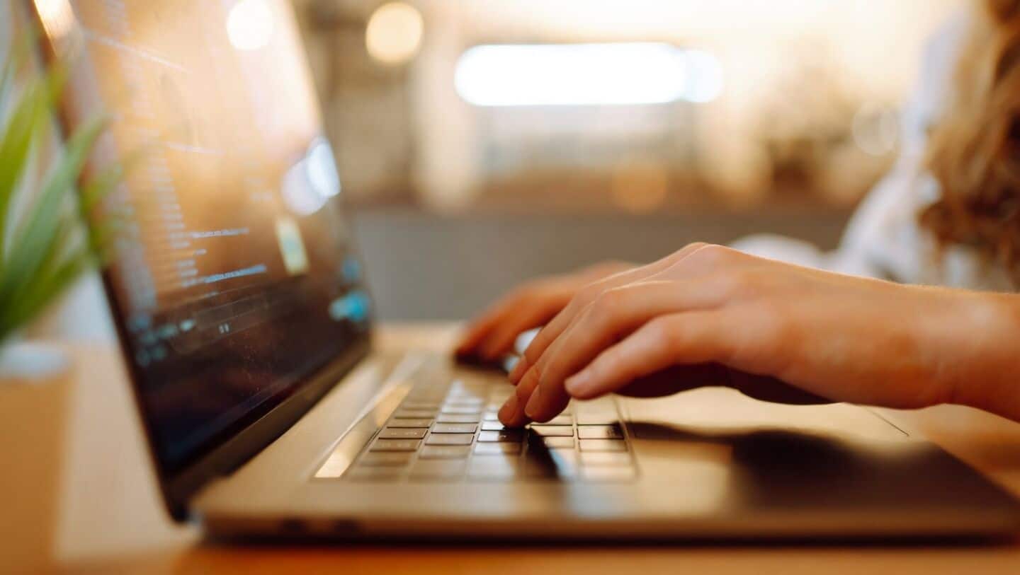 Study: Remote work not AI hurting recent grads' job prospects