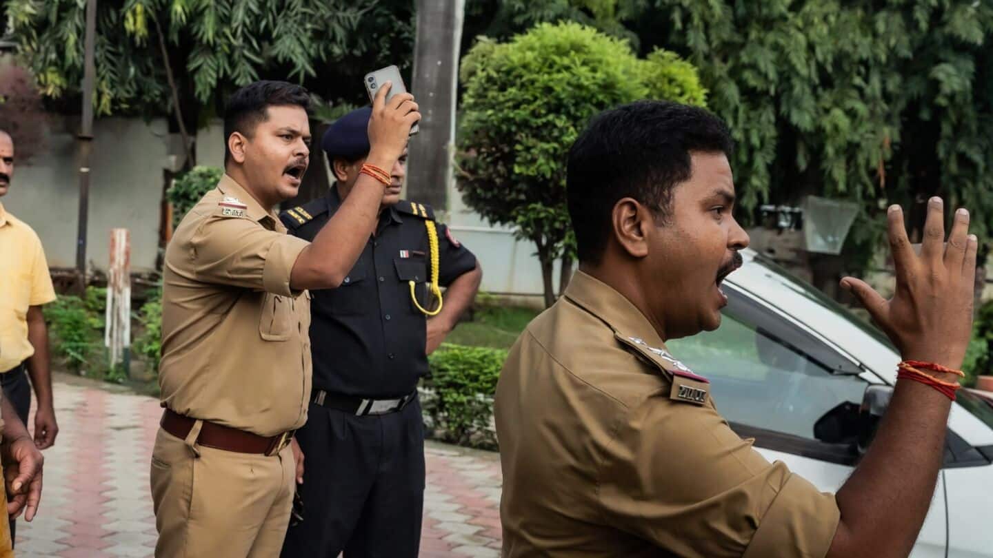 Gorakhpur DDU video shows Aviral Mishra warning student protesters