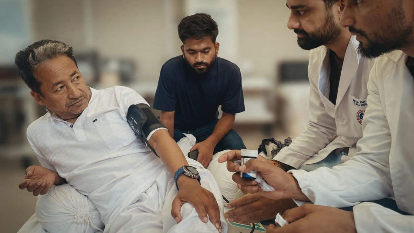 Delhi High Court tells Sonam Wangchuk cooperate at Safdarjung Hospital
