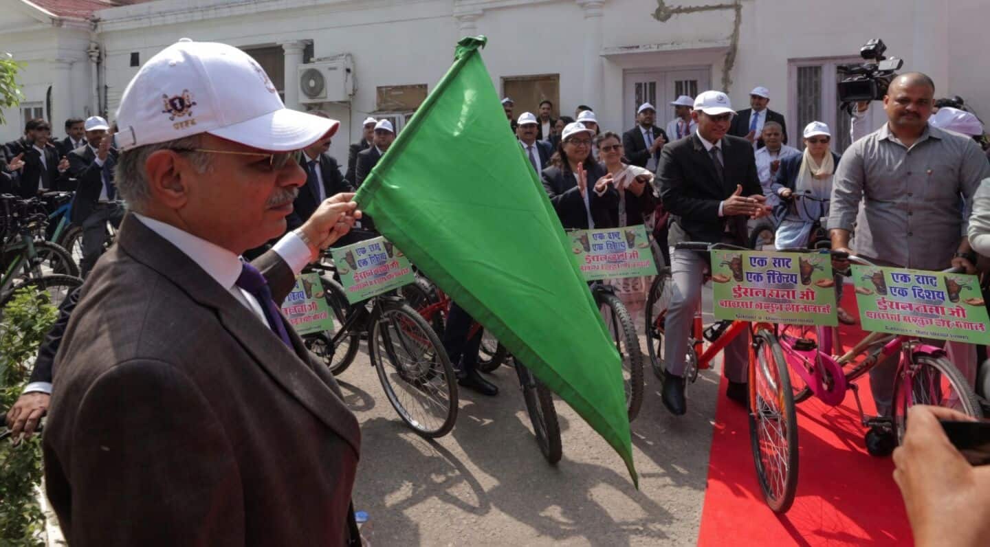 Around 70 Lucknow judges cycle to court for fuel conservation