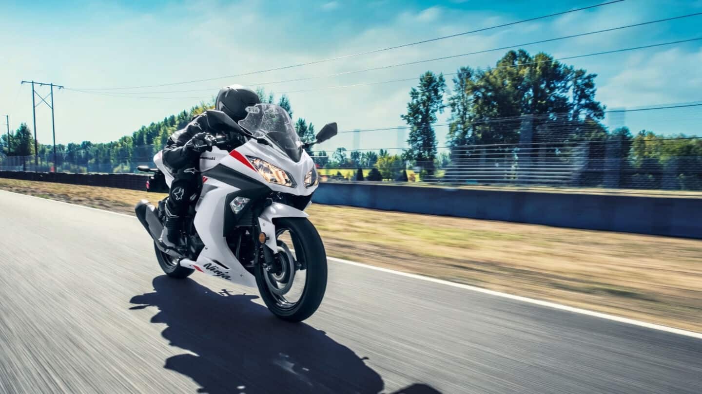 Kawasaki's Ninja 300 returns to US with CARB-confirmed 2026 model