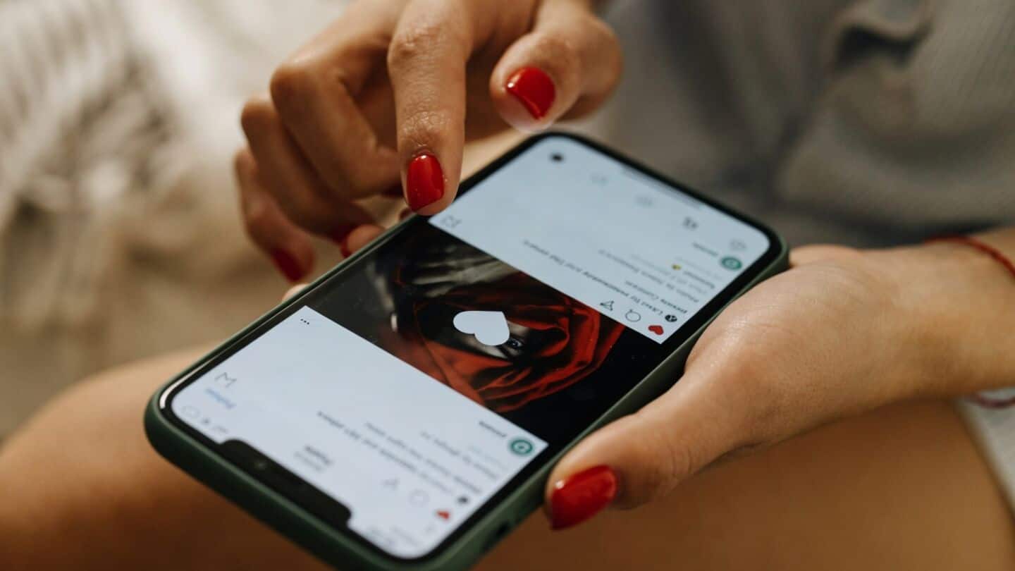 India smartphone shipments fall 11.1% in Q2 2026, $315 average