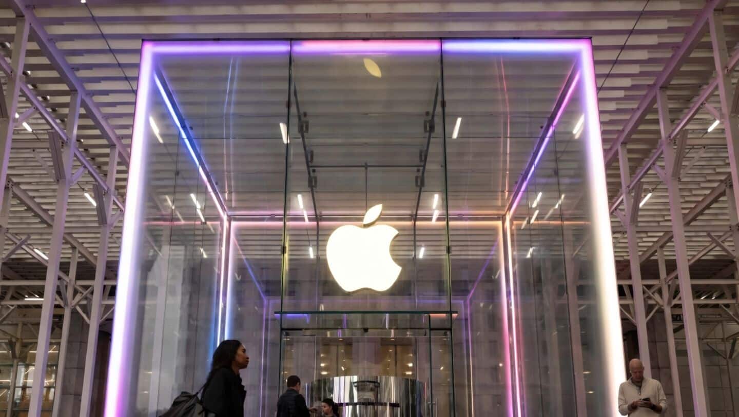 Ex-Human sues Apple for $500,000 over App Store removals
