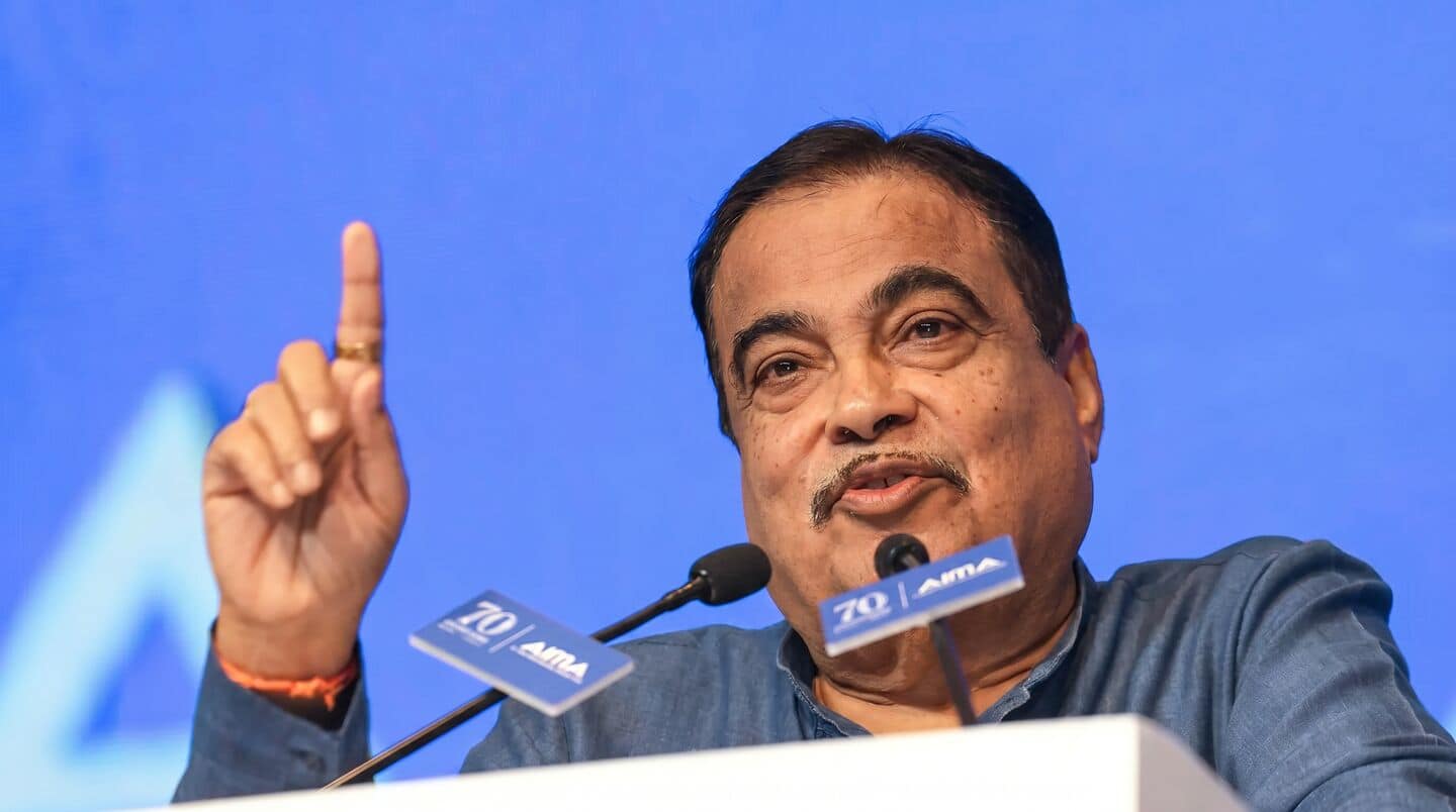 Nitin Gadkari says petrol diesel vehicles lack future in India