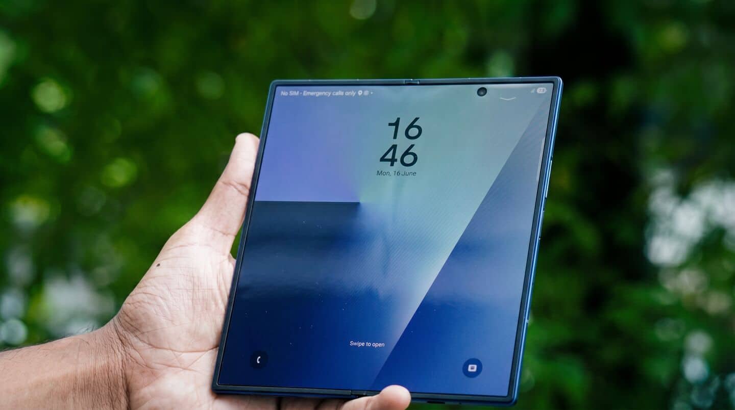 Samsung Galaxy Z Fold 8 series leaks reveal design details