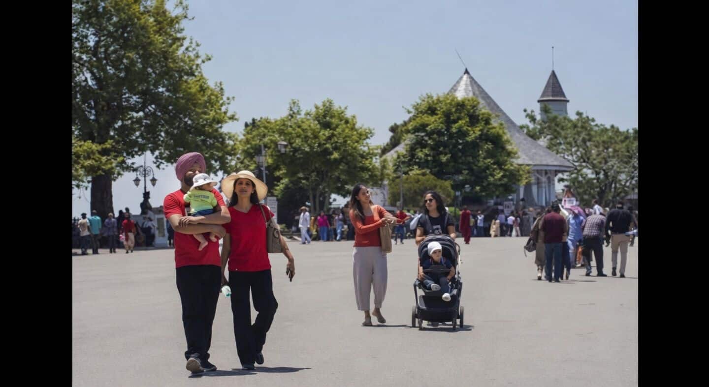 IMD issues yellow alert in Himachal Pradesh, Una tops 44°C