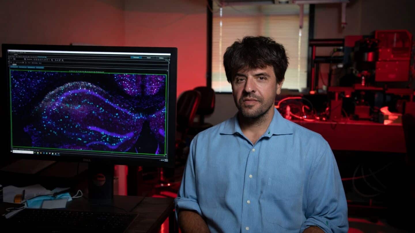 Deisseroth Hegemann Nagel win Nobel in Medicine for inventing optogenetics