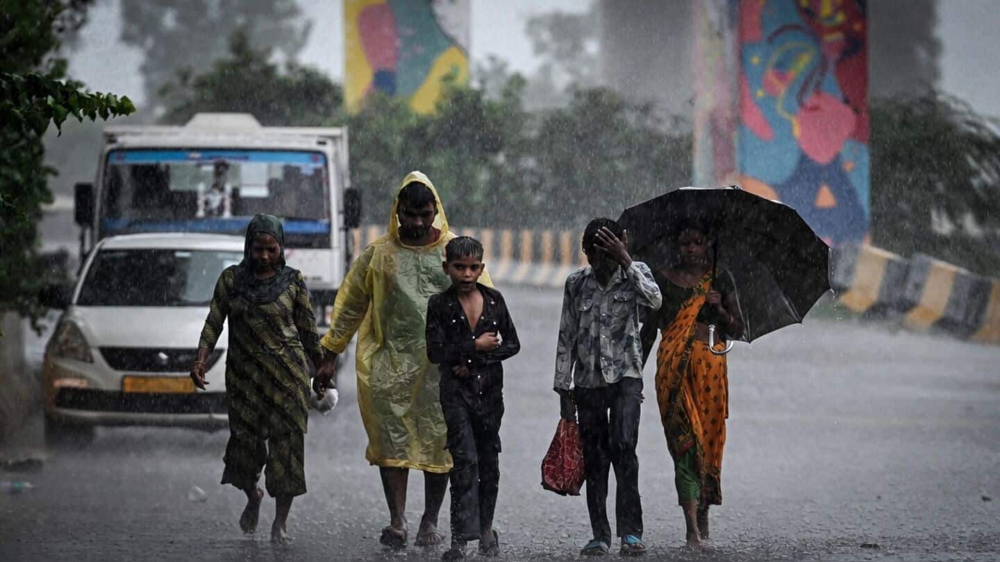 IMD forecasts rainfall and thunderstorms across India this week