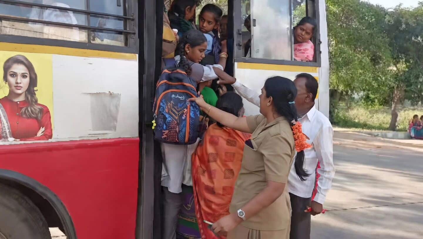 टीजीएसआरटीसी कर्मचारी अड़े: 22 अप्रैल से थम जाएगा तेलंगाना का सफर, 6000+ बसें बंद!