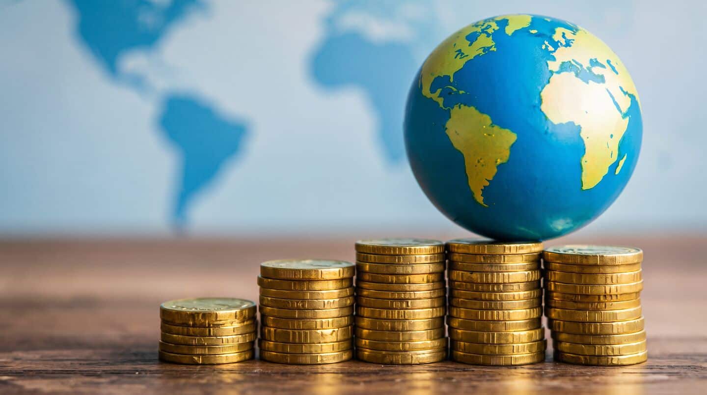 Moody's Analytics: Global growth to slow to 2.5% by 2026