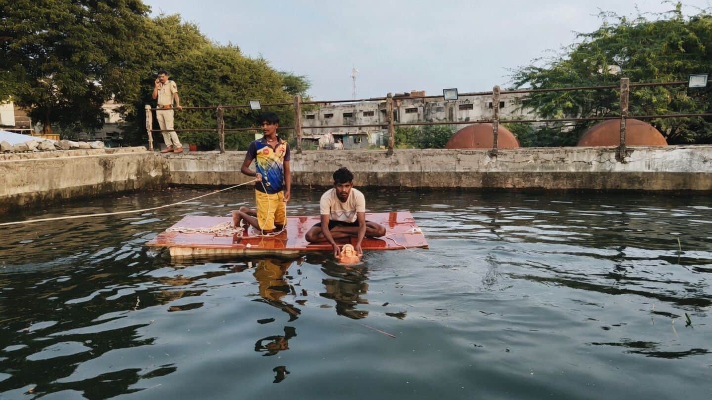 Maharashtra drought forces tankers for Ganesh idol immersions, 265 talukas
