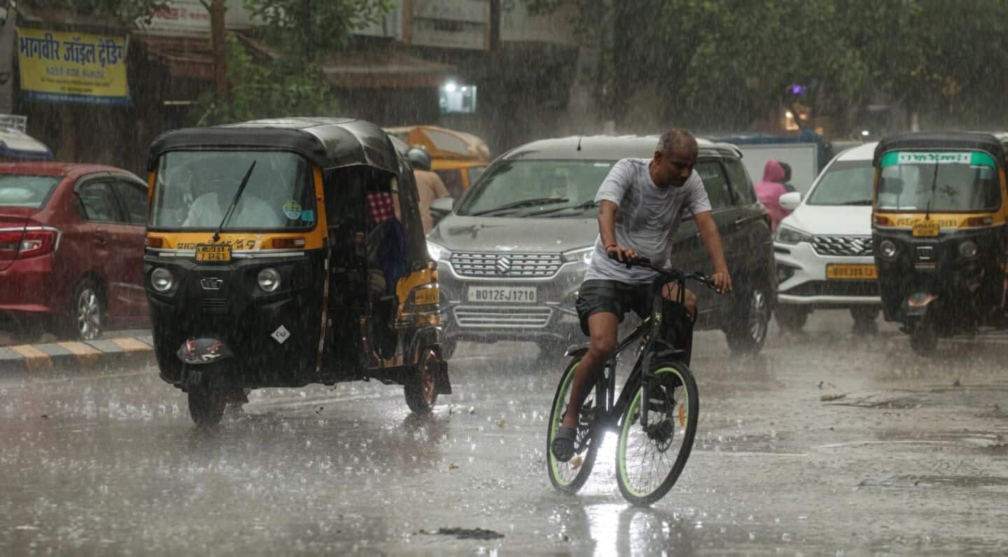 Southwest monsoon hits Maharashtra on schedule after Kerala 3-day delay