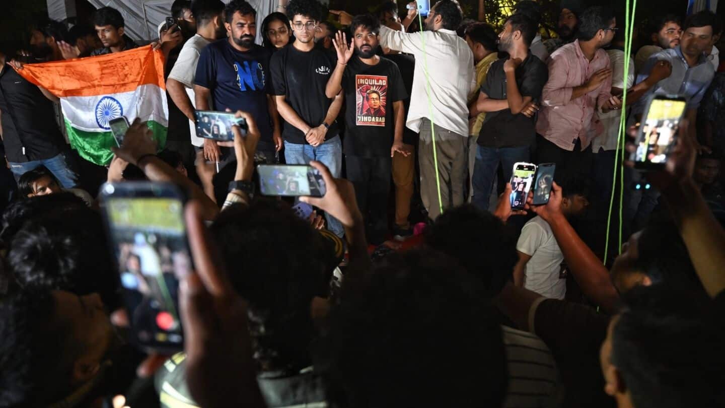 Mobile internet cut during CJP protest demanding Dharmendra Pradhan's resignation