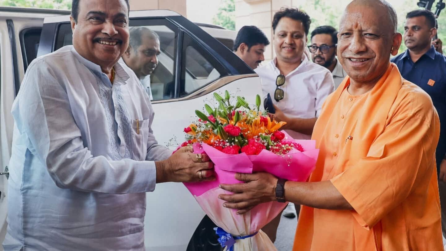 Union Minister Nitin Gadkari unveils ₹5L/cr UP road package