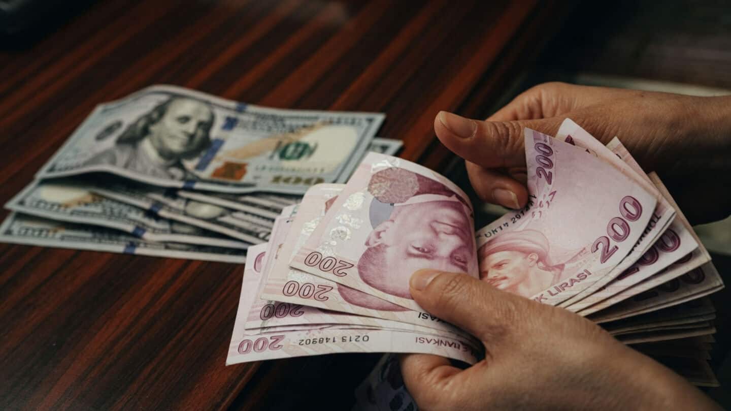 Turkish lira hits record low against US dollar amid inflation