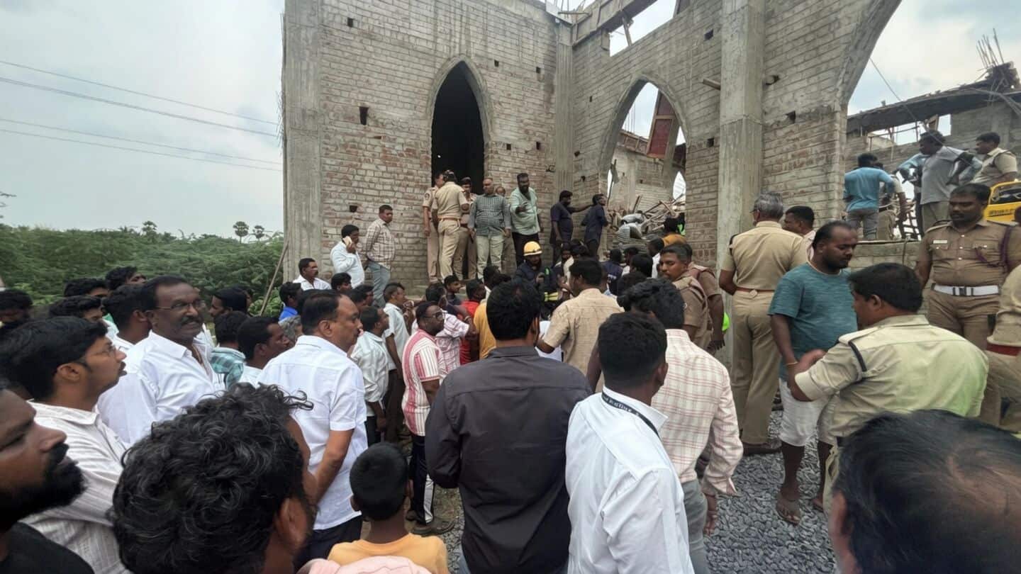 Tamil Nadu border church roof collapse kills 2, injures 5